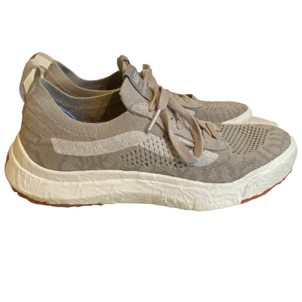Women’s Vans Ultrarange VR3